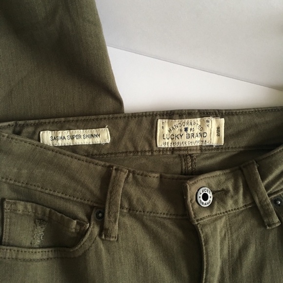 Lucky Brand Olive Colored Skinny Jeans - Picture 2 of 4